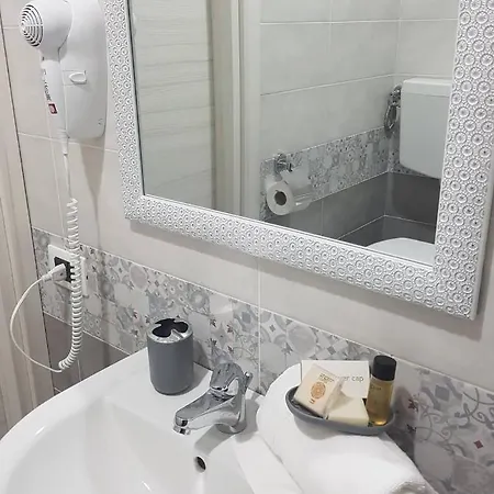 Segreta 3* Neapol