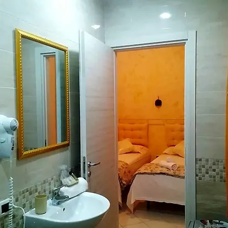 Segreta 3* نابولي
